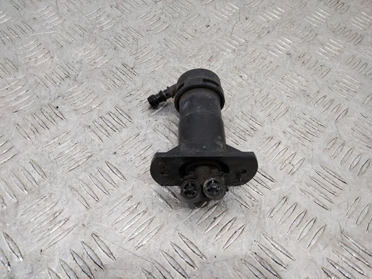 форсунка омывателя фары правая Audi A6 4F/C6 2005, 4F0955102