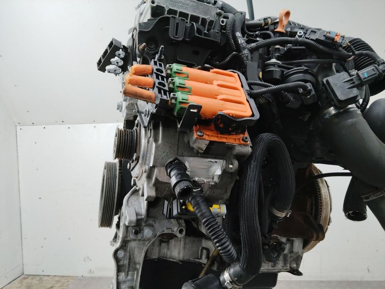 генератор Peugeot 3008 1 поколение 2013, 2.0 л., дизель, робот
