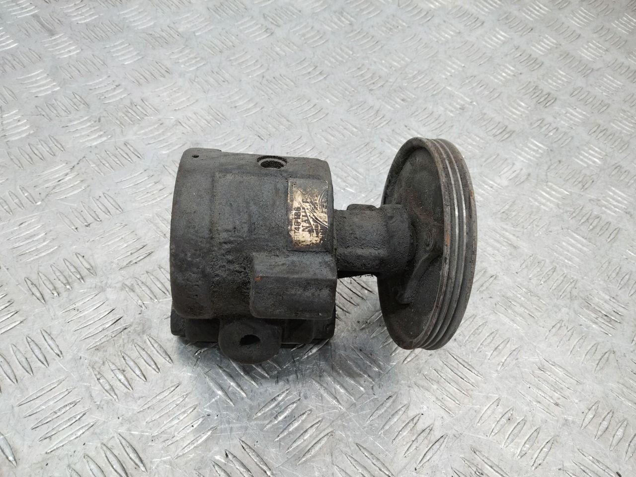 насос гидроусилителя руля Renault Megane 1 поколение 1998, 26046186