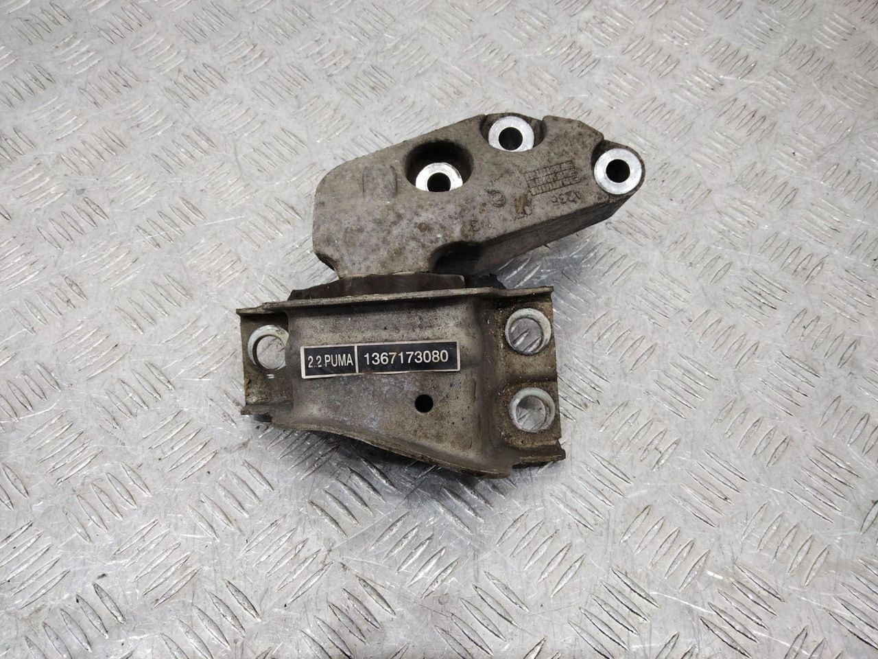 подушка крепления двигателя Citroen Jumper 2 поколение 2013, 1367173080