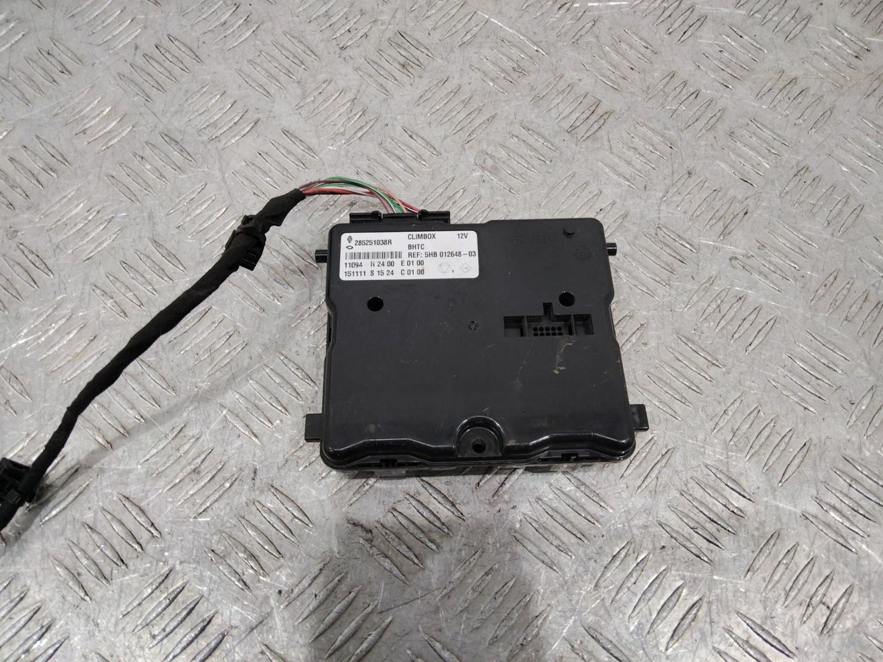 блок управления (другие) Renault Megane 4 поколение 2016, 285251038R