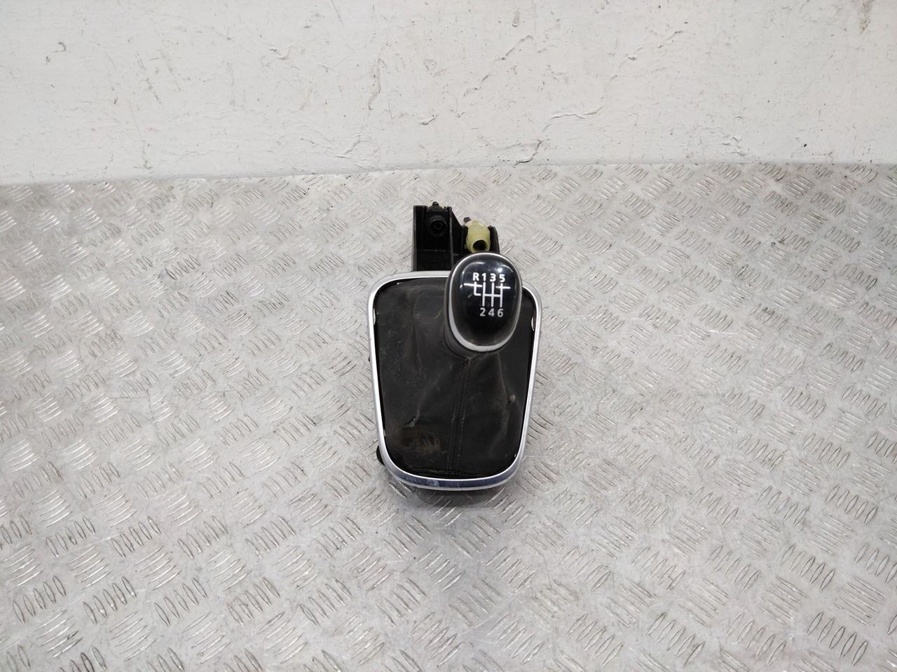 кулиса Renault Kadjar 1 поколение 2017, 341042886R