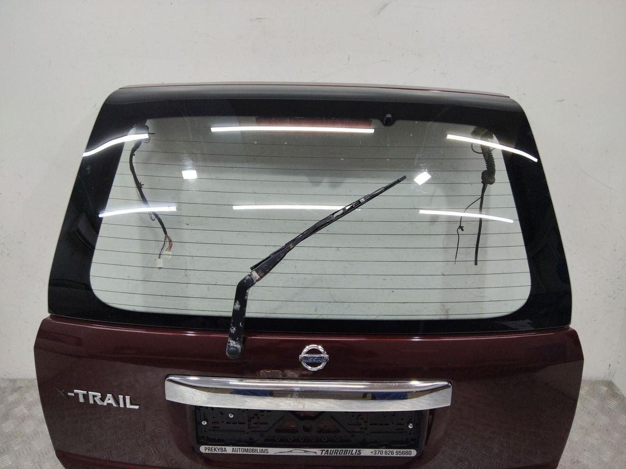 моторчик заднего стеклоочистителя (дворника) Nissan X-Trail T30 2004