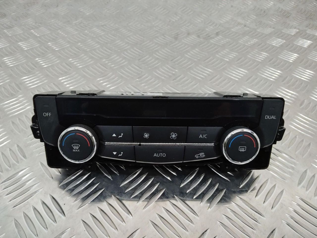 блок управления печки / климат-контроля Renault Kadjar 1 поколение 2017, 275102210R
