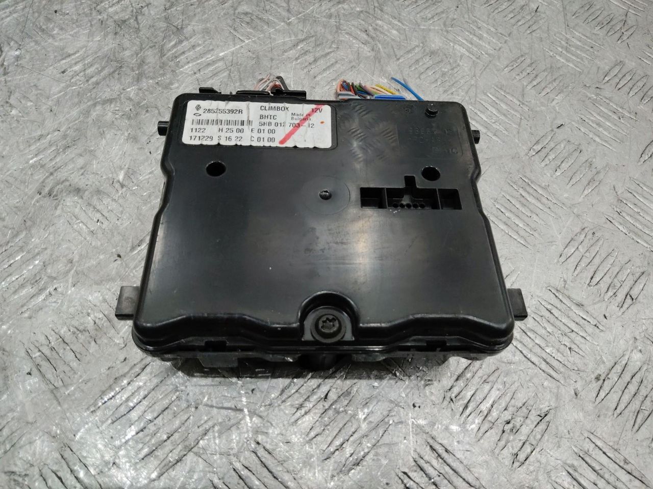 блок управления печки / климат-контроля Renault Kadjar 1 поколение 2018, 285255392R