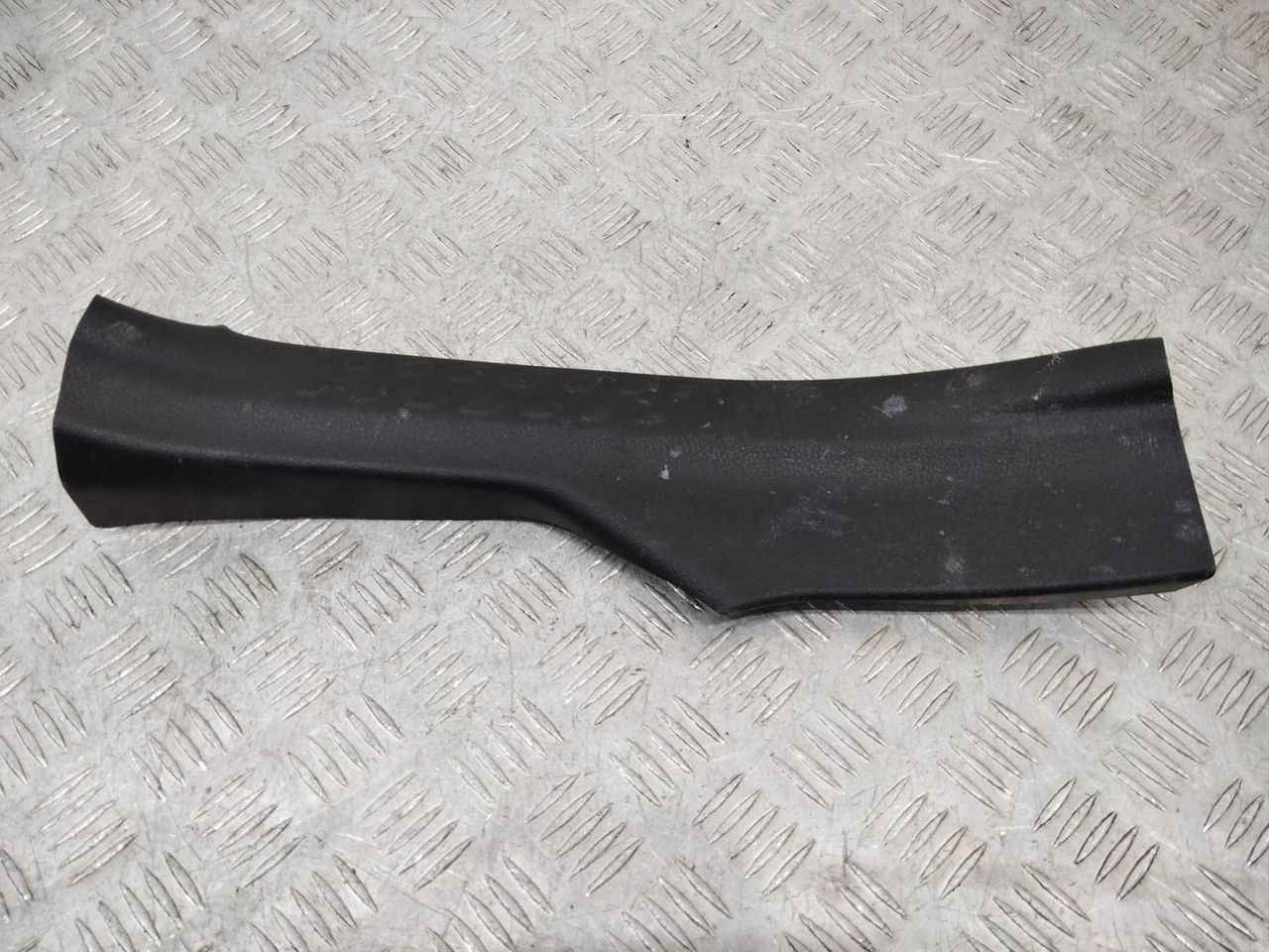накладка на порог внутренняя Toyota C-HR 1 поколение AX10 2018, 67917F4020
