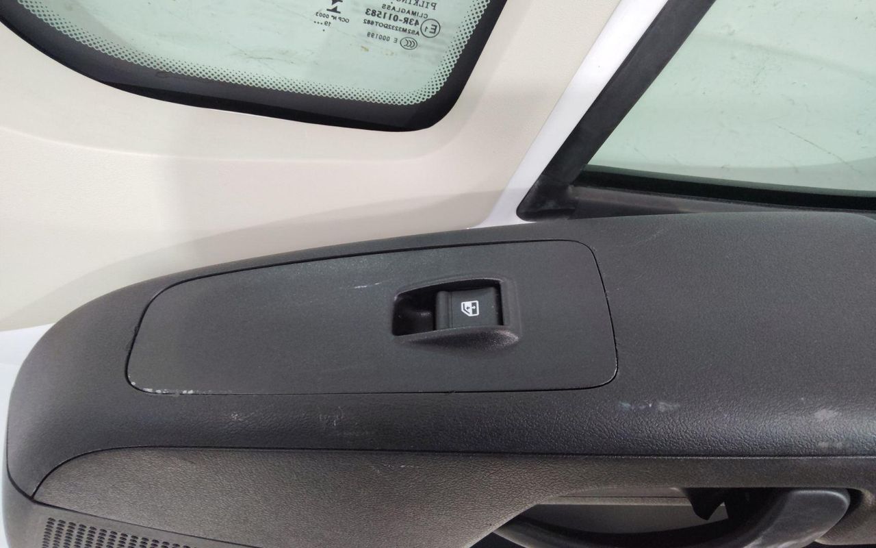 кнопка стеклоподъемника двери Peugeot Boxer 2 поколение [рестайлинг] 2019