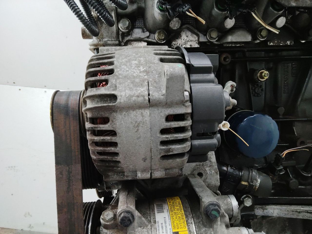 генератор Renault Scenic 2 поколение 2004, 2.0 л., бензин, АКПП, 8200290215