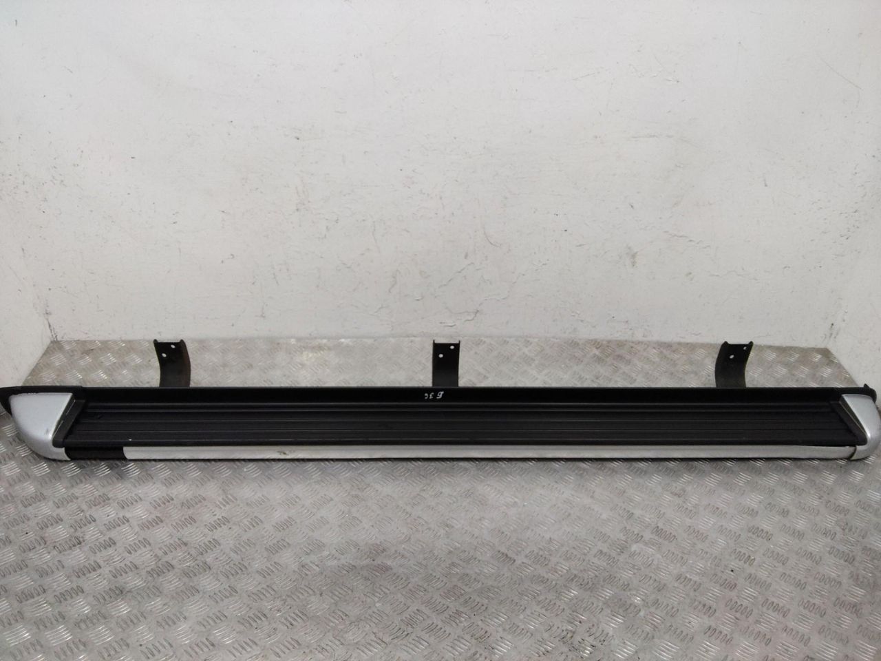 подножка Nissan Navara D23 2021, 2.3 л., дизель