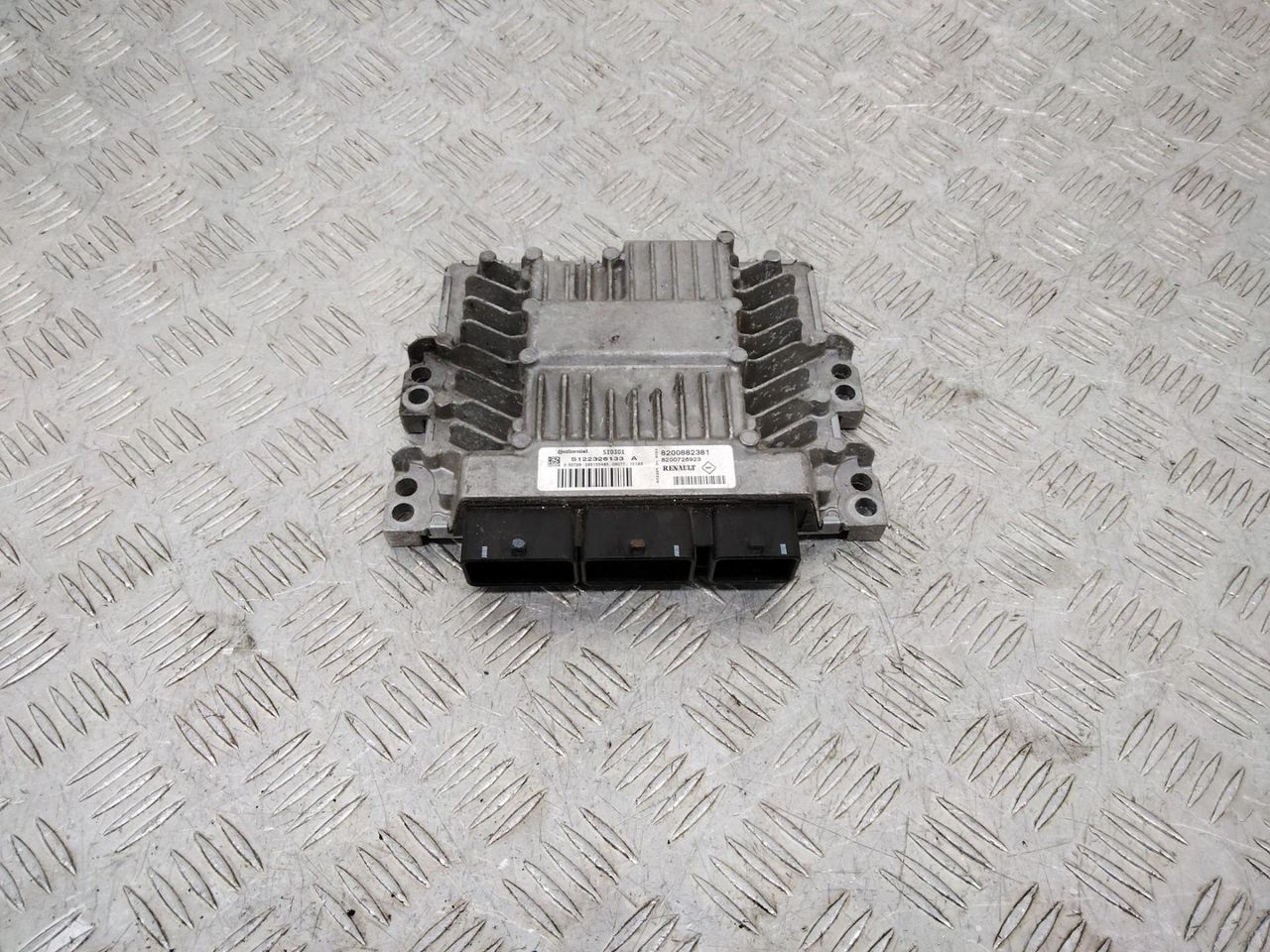 блок управления двигателем Renault Laguna 3 поколение 2008, 1.5 л., дизель, 8200882381