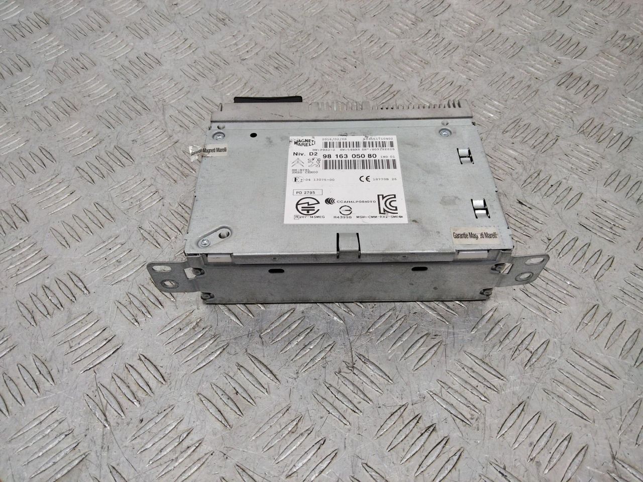 блок радио Citroen C4 Grand Picasso 2 поколение 2016, 9816305080