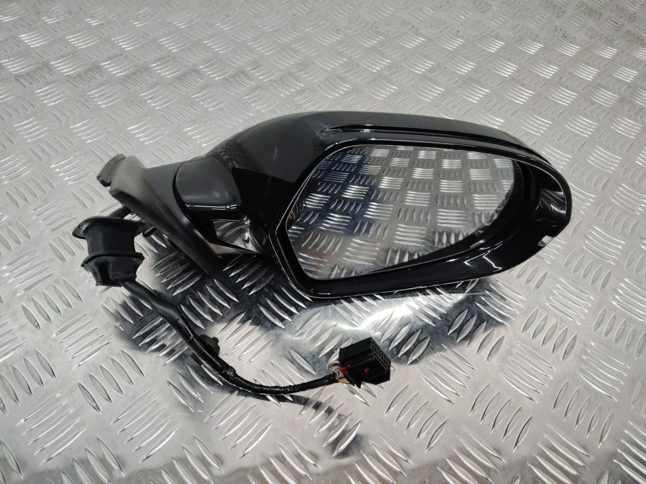 зеркало наружное правое Audi A6 4G/C7 2012, 4G2857410