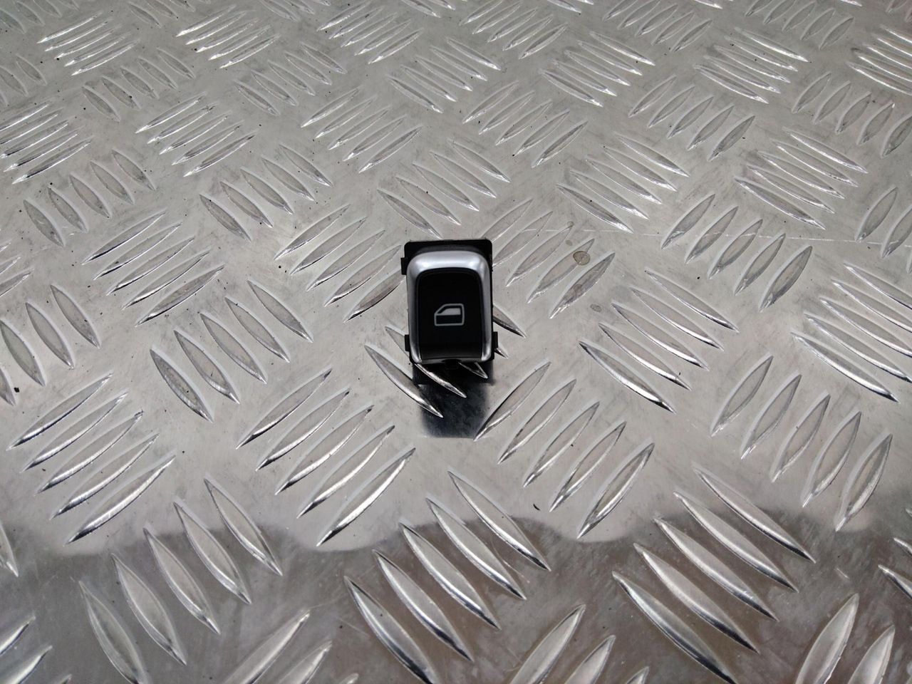 кнопка стеклоподъемника двери Audi A6 4G/C7 2012, 4H0959855A