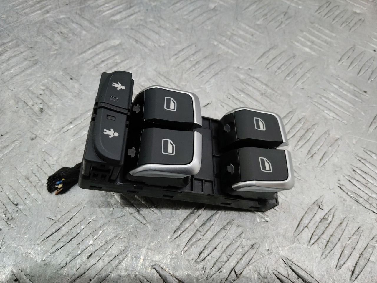 блок управления стеклоподъемниками Audi A7 4G 2013, 4G0959851
