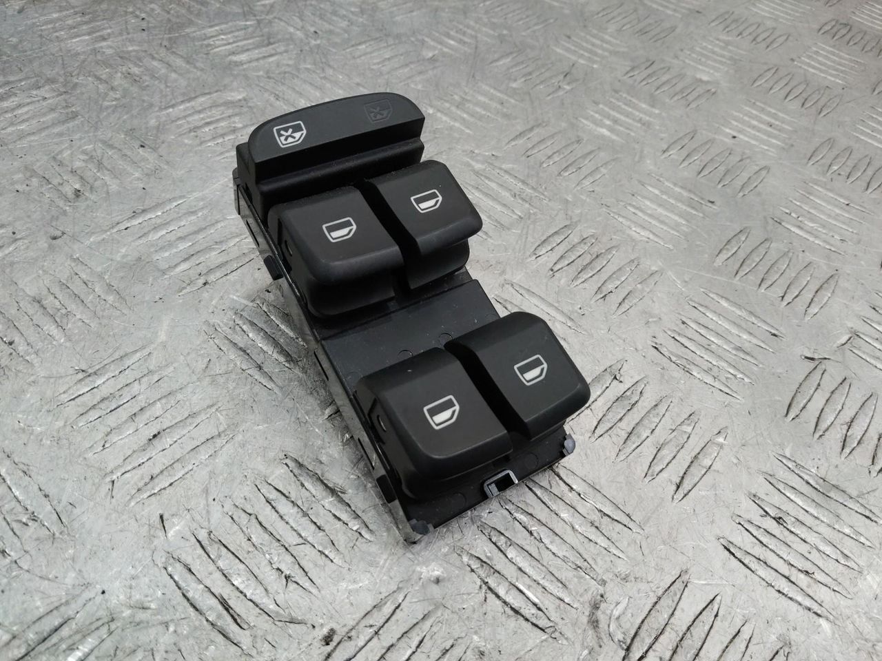 блок управления стеклоподъемниками Audi A3 8V 2014, 8V0959851