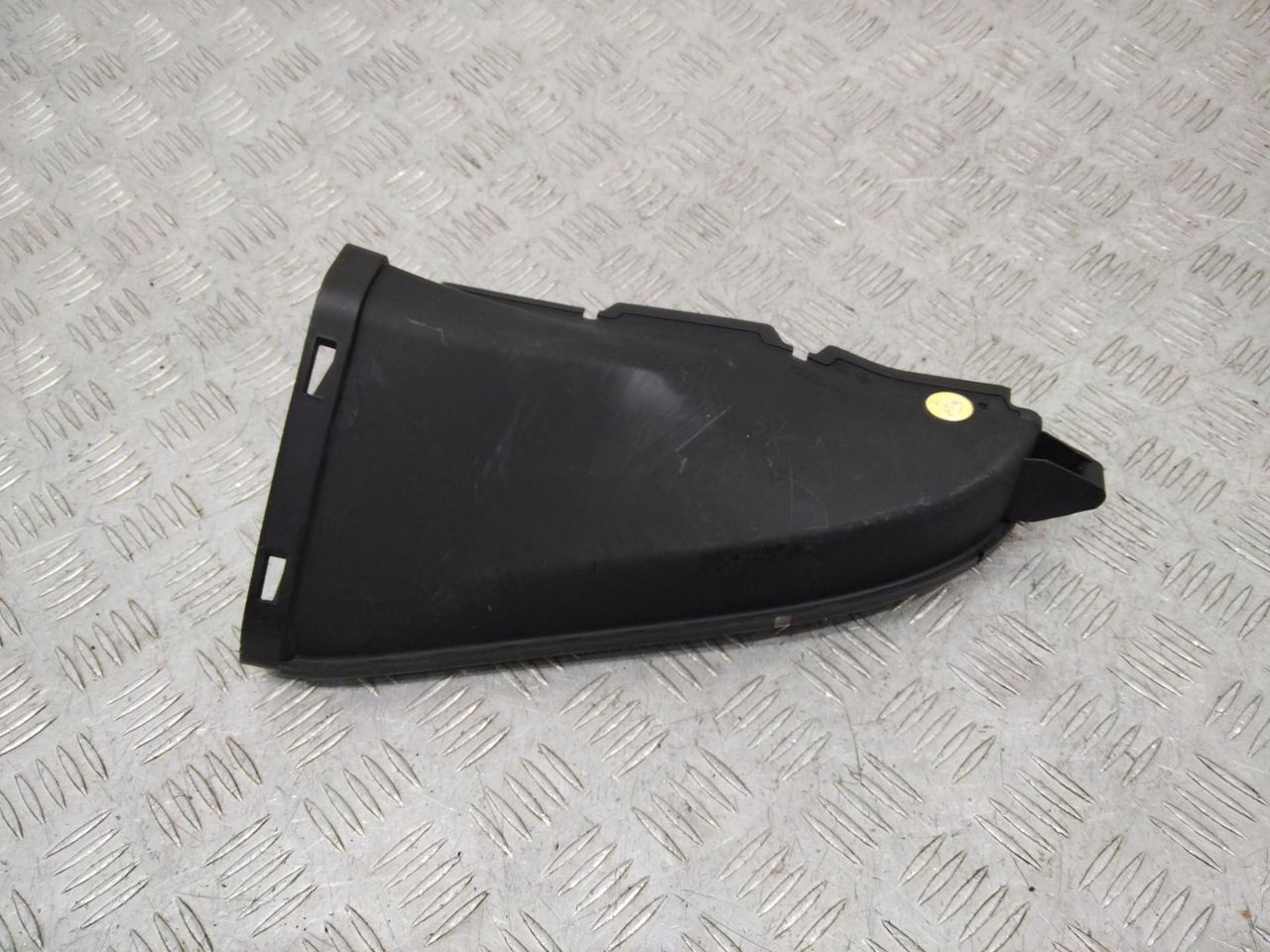 воздухозаборник Audi A6 4G/C7 2012, 4G0129624D