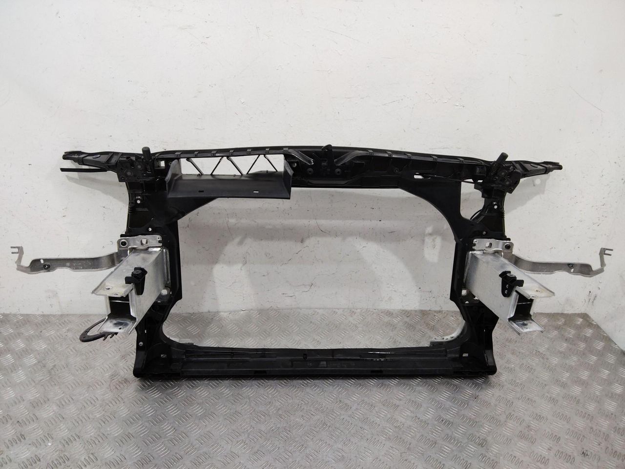передняя панель крепления облицовки (телевизор) Audi A6 Allroad Quattro C7 2012, 4G0805594
