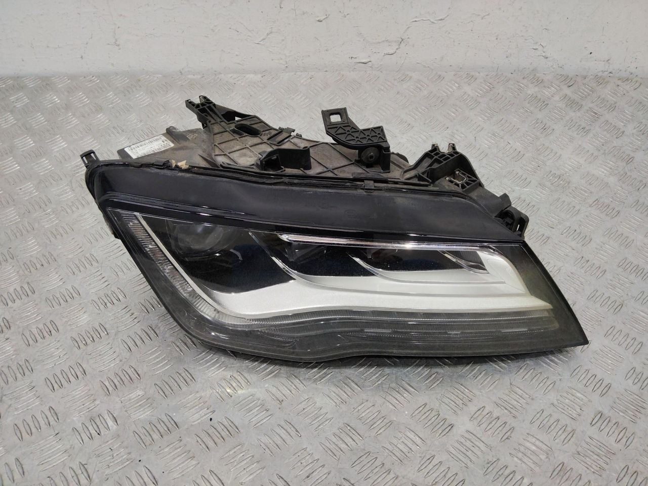 фара правая Audi A7 4G 2013, 4G8941034D, 4G8941034