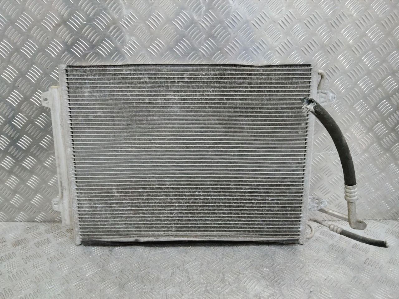 радиатор кондиционера Volkswagen Passat B7 2014, 8FC351317