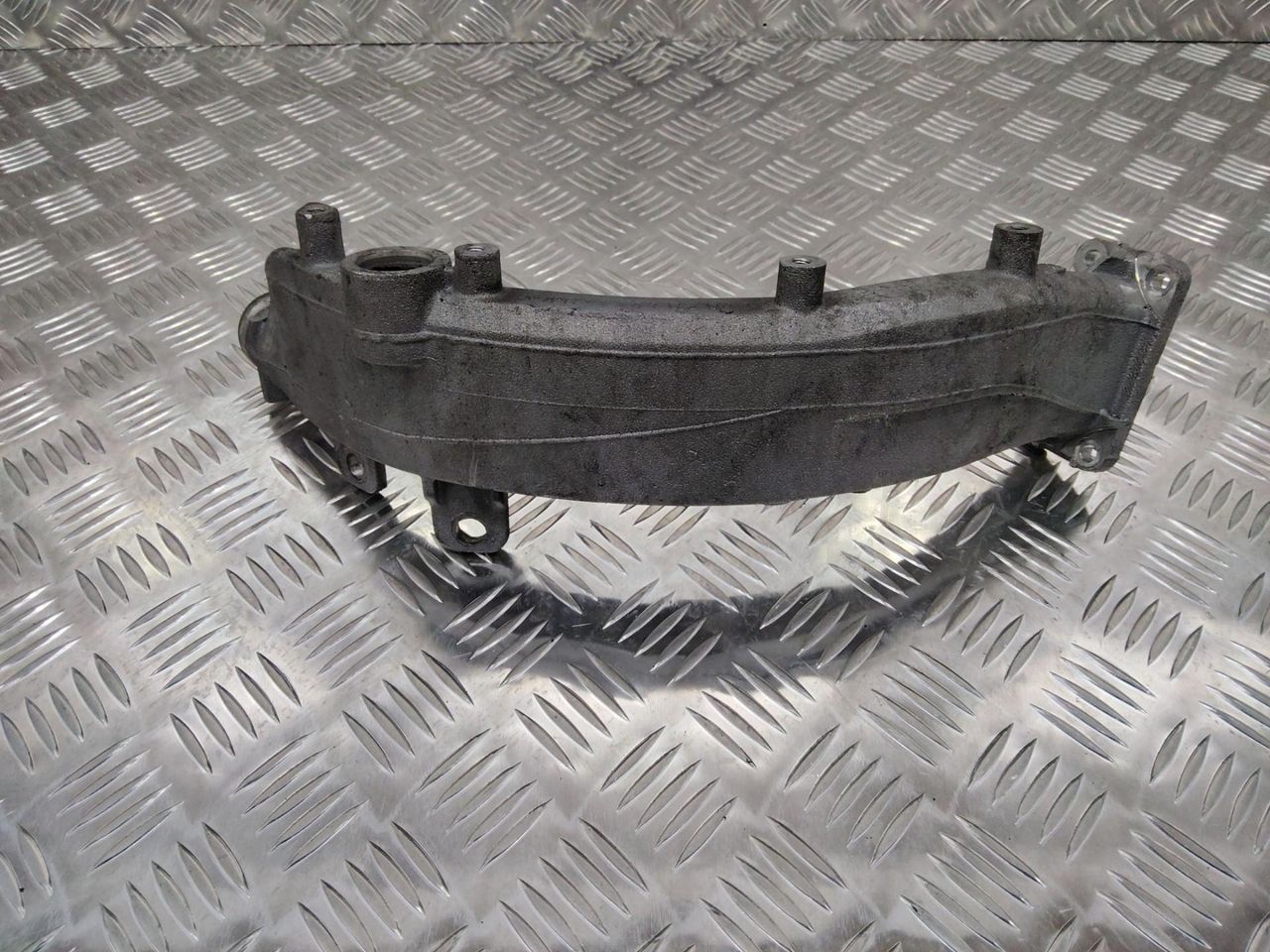 трубка системы рециркуляции EGR Mercedes-Benz C-Класс W203/S203/CL203 2003, 2.2 л., дизель, A6111410204