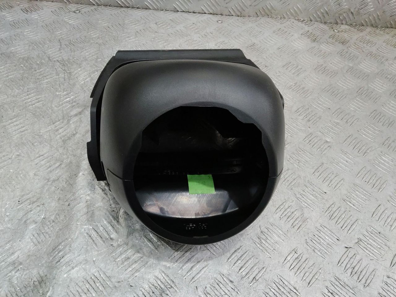 кожух рулевой колонки BMW 5 серия F07/F10/F11 2010, 9188869