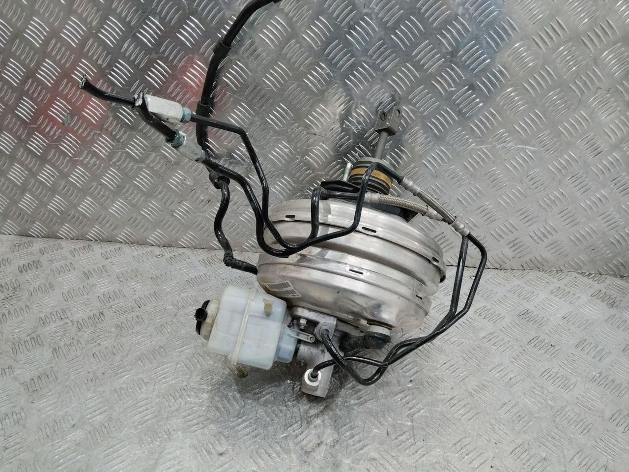 вакуумный усилитель тормозов BMW 5 серия F07/F10/F11 2010, 32666324