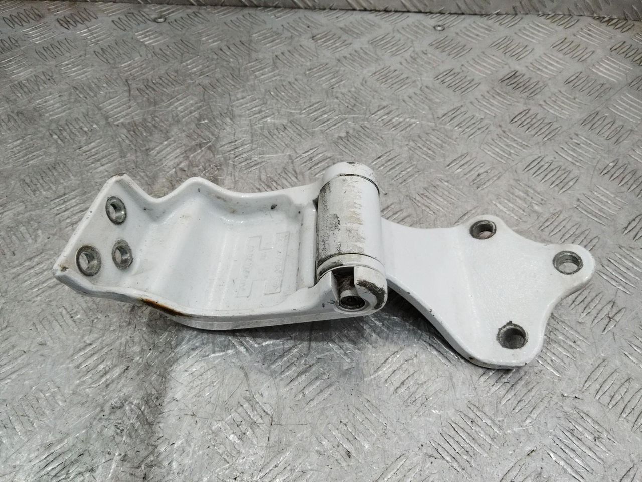 петля двери Mercedes-Benz Vito W447 2016, A4477407600
