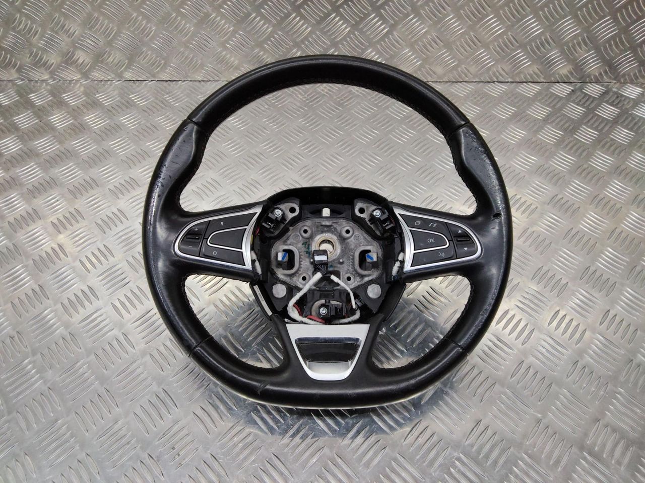 руль Renault Megane 4 поколение 2018, 484003952R