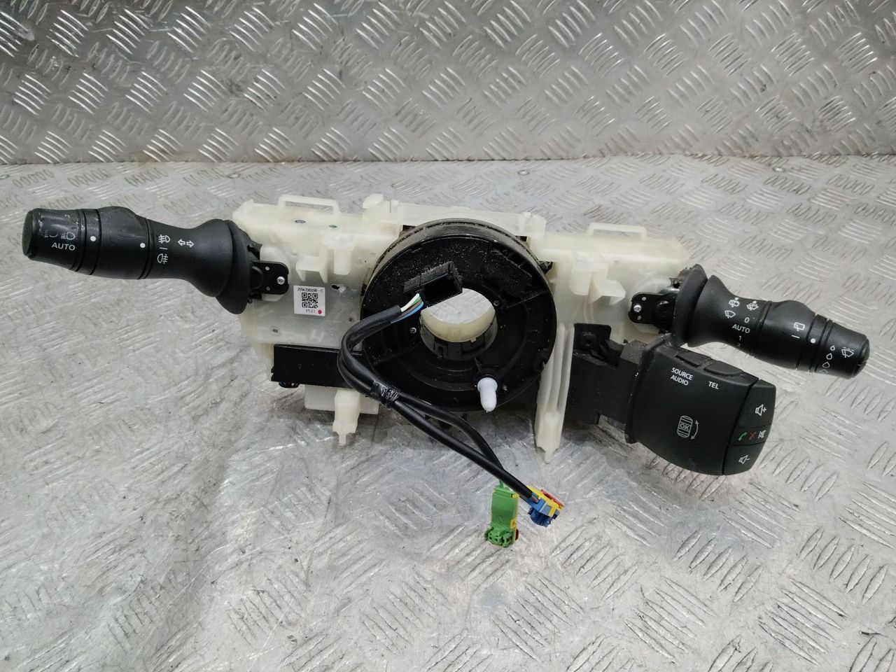 переключатель подрулевой (стрекоза) Renault Megane 3 поколение 2010, 255670019R