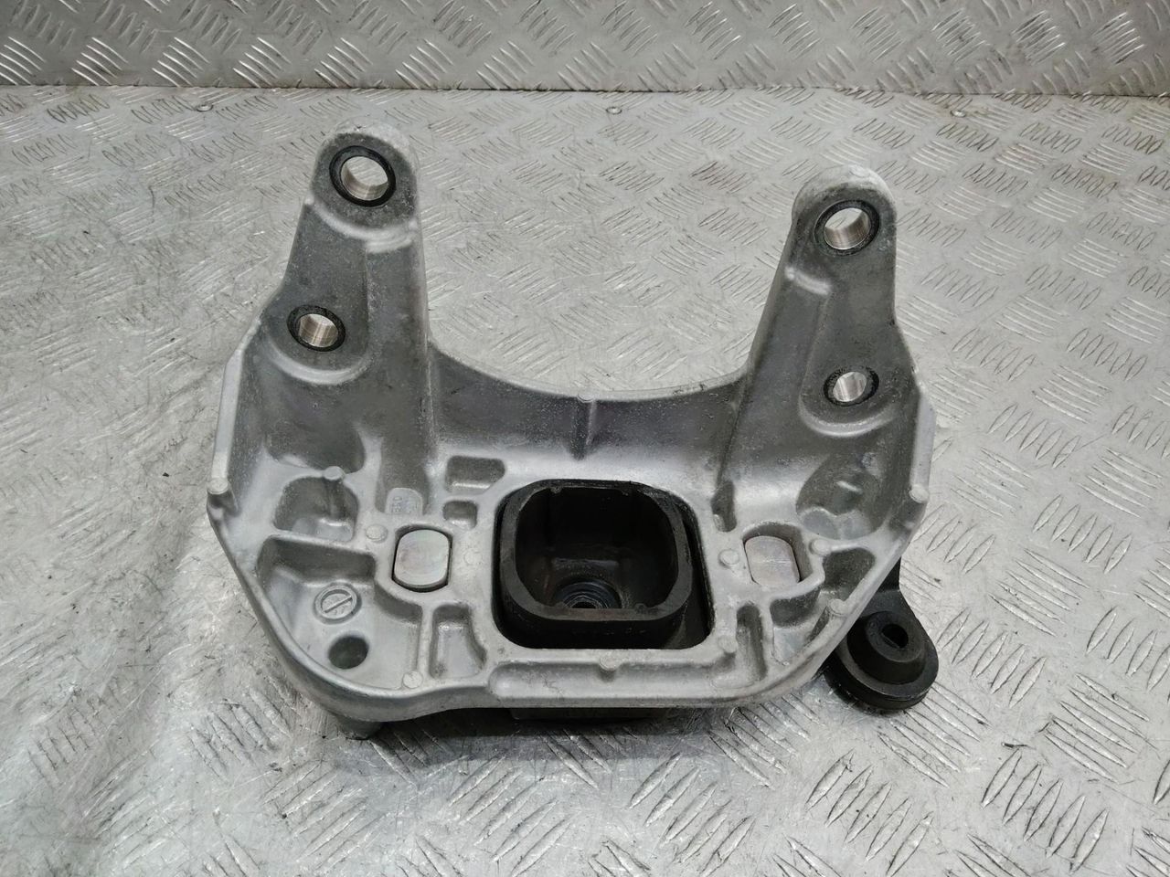 подушка крепления двигателя Nissan X-Trail T32 2016, 112204BB0A
