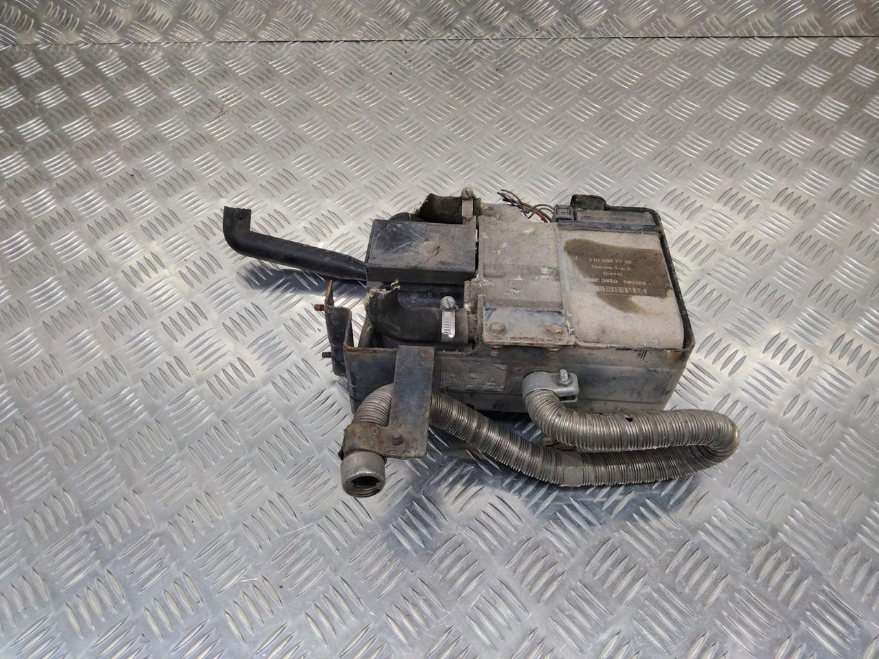 автономный отопитель (Webasto) Mercedes-Benz E-Класс W210/S210 1996, 2105002298
