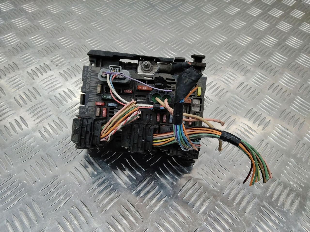 блок предохранителей Peugeot 308 T7 2008, 9664706280, R05