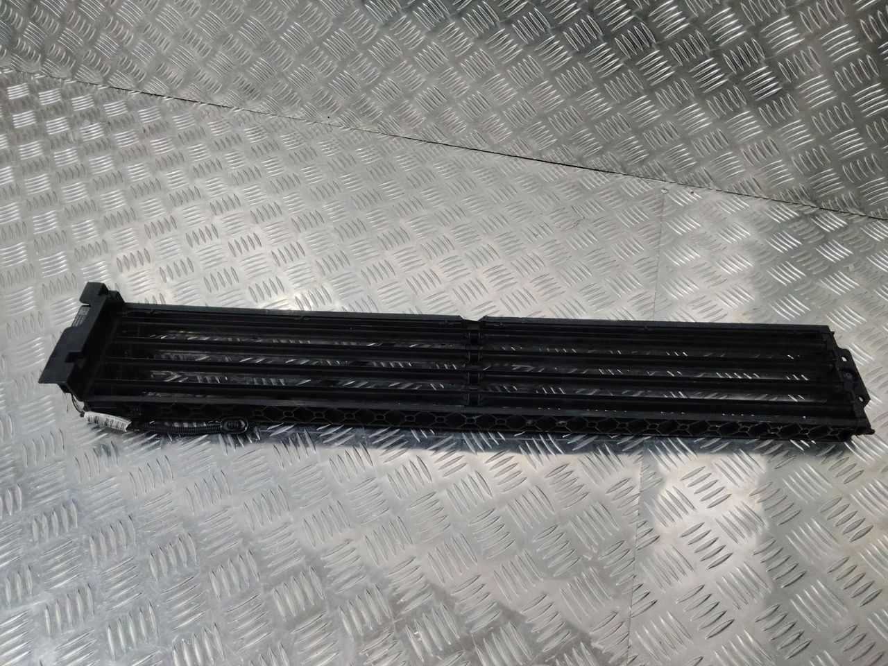 жалюзи Renault Megane 4 поколение 2020, 214F63667R