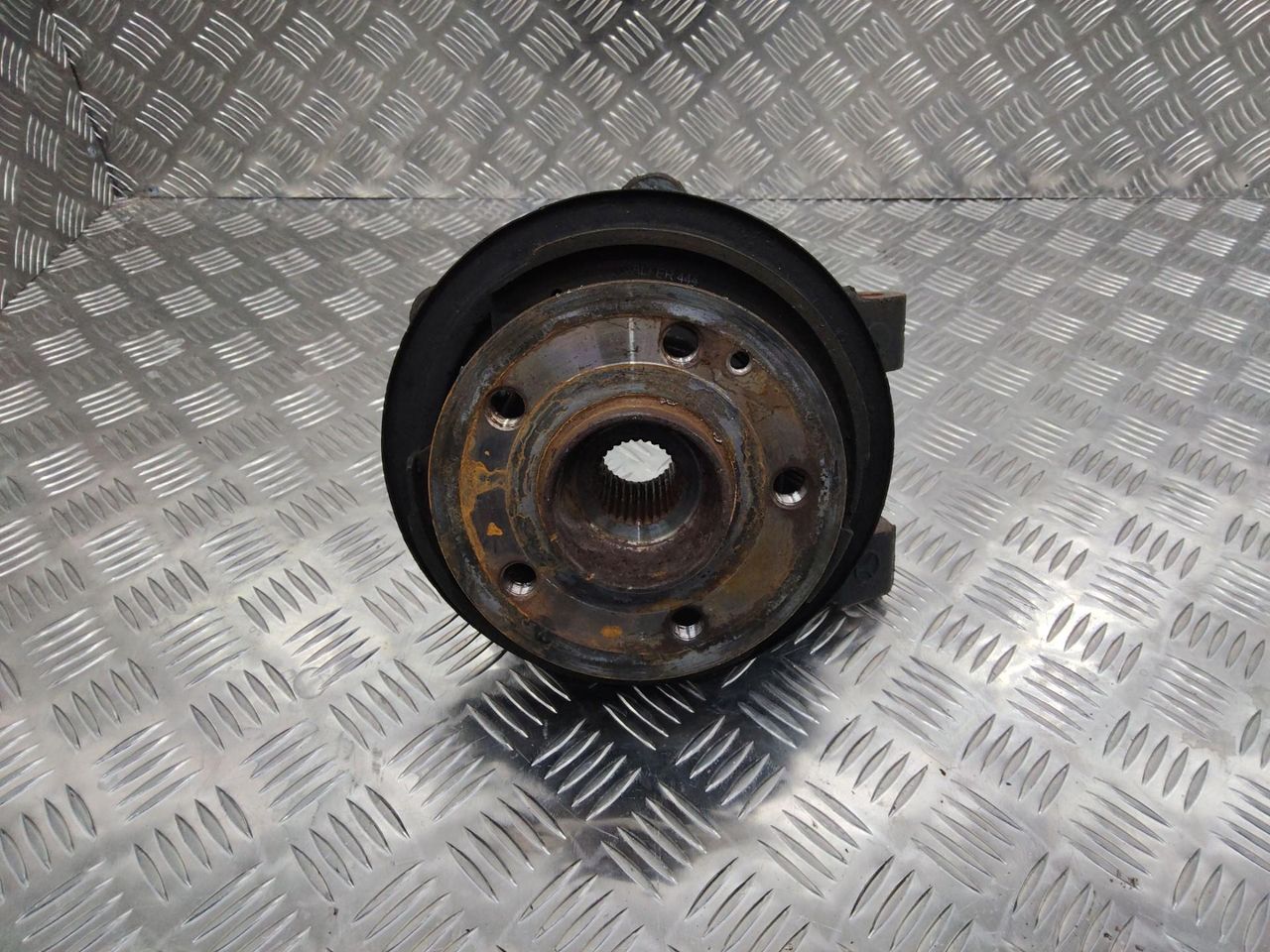кулак задний левый Mercedes-Benz Vito W447 2017, A4473570006