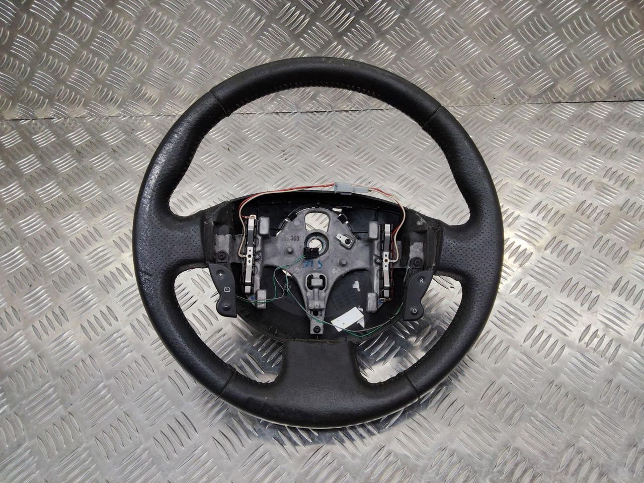 руль Renault Megane 2 поколение [рестайлинг] 2008, 8200587074