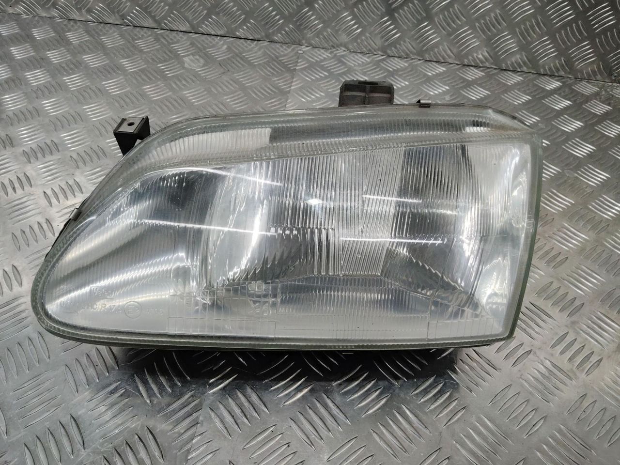 фара левая Renault Megane 1 поколение 1998