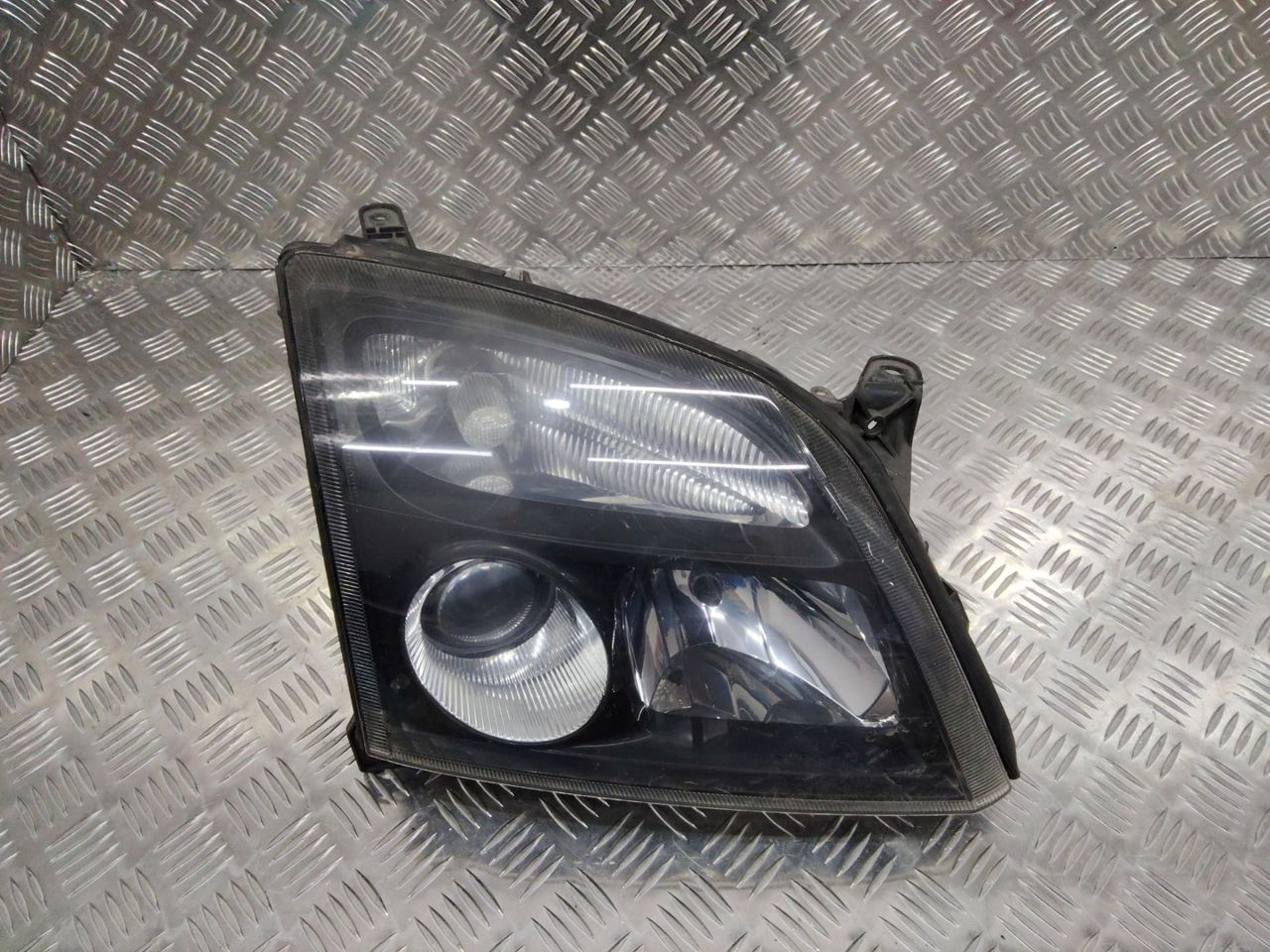 фара правая Opel Vectra C 2002, 15588800
