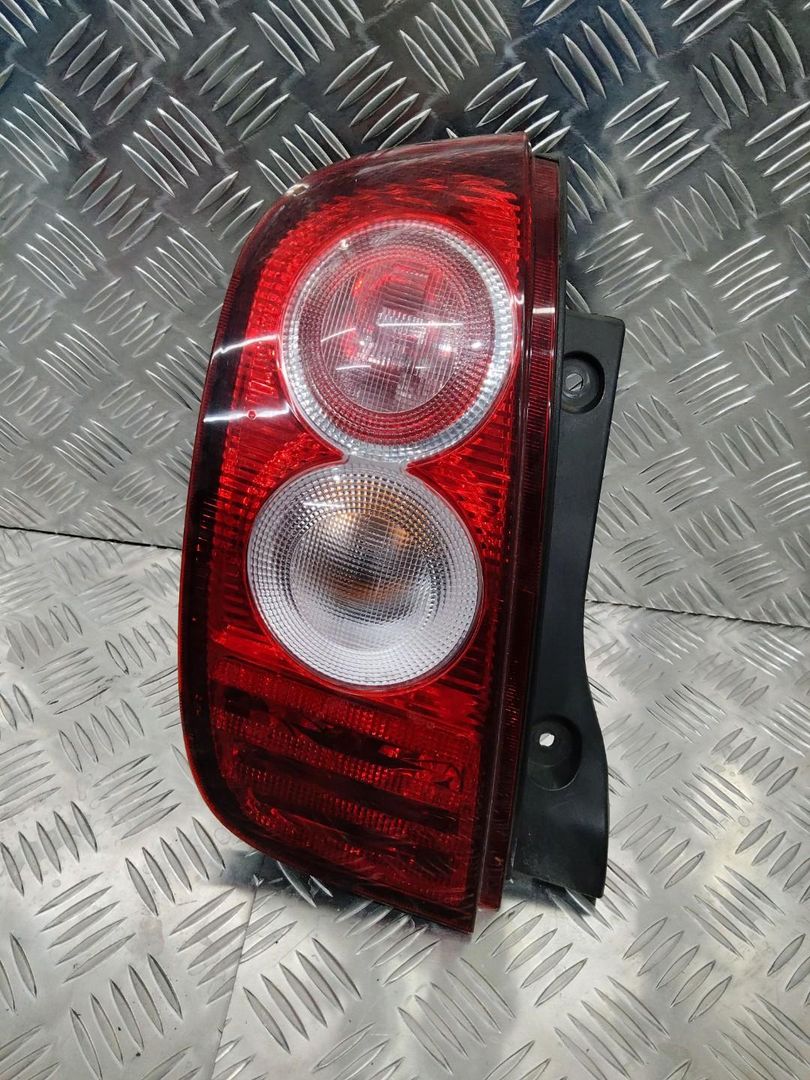 фонарь задний левый Nissan Micra 3 поколение (K12) 2005, хетчбэк 5 дв., 89038563