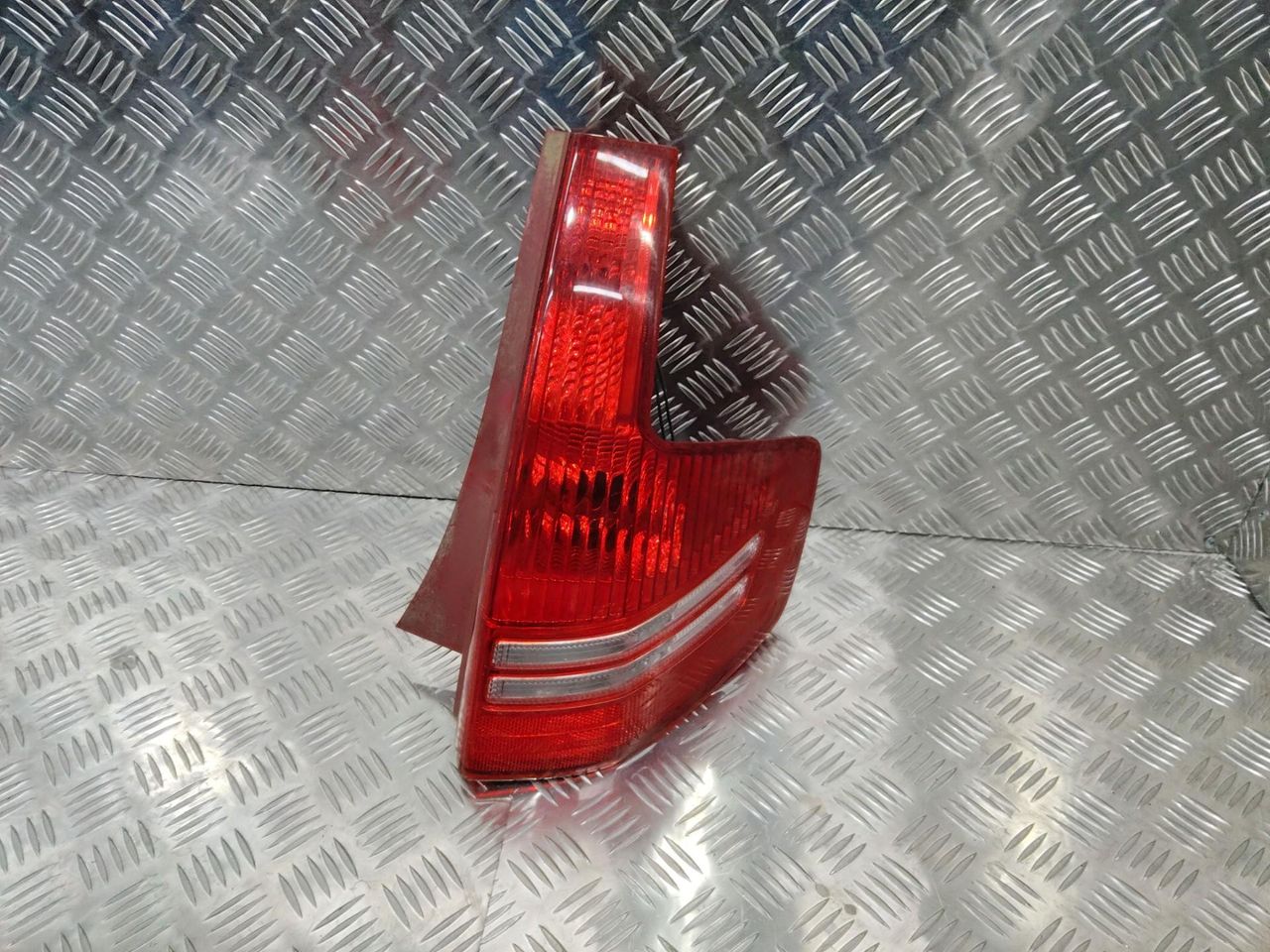 фонарь задний правый Citroen C4 1 поколение 2005, хетчбэк 5 дв., 9655863980