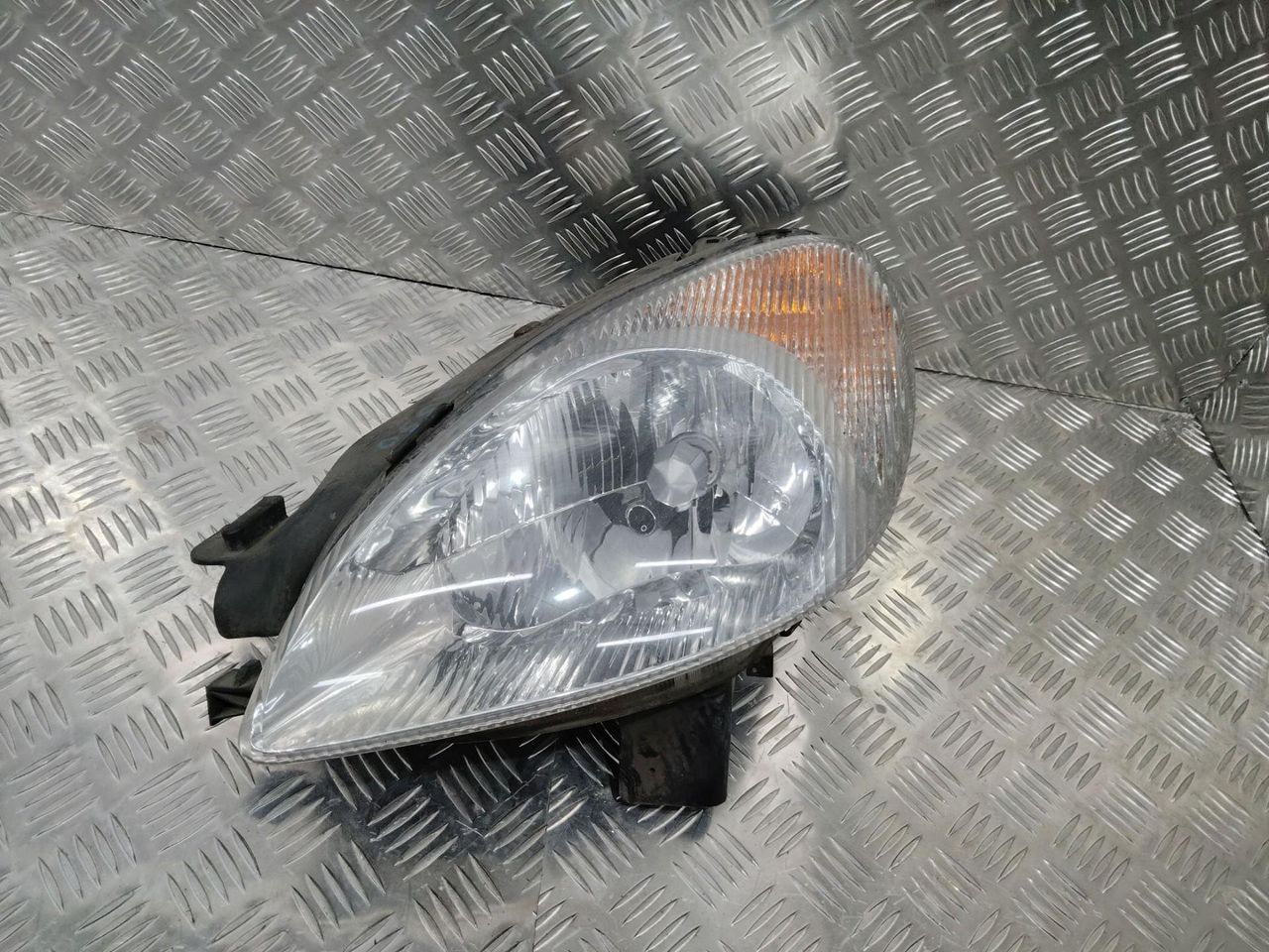 фара левая Citroen Xsara Picasso 1 поколение 2002, 9631495180