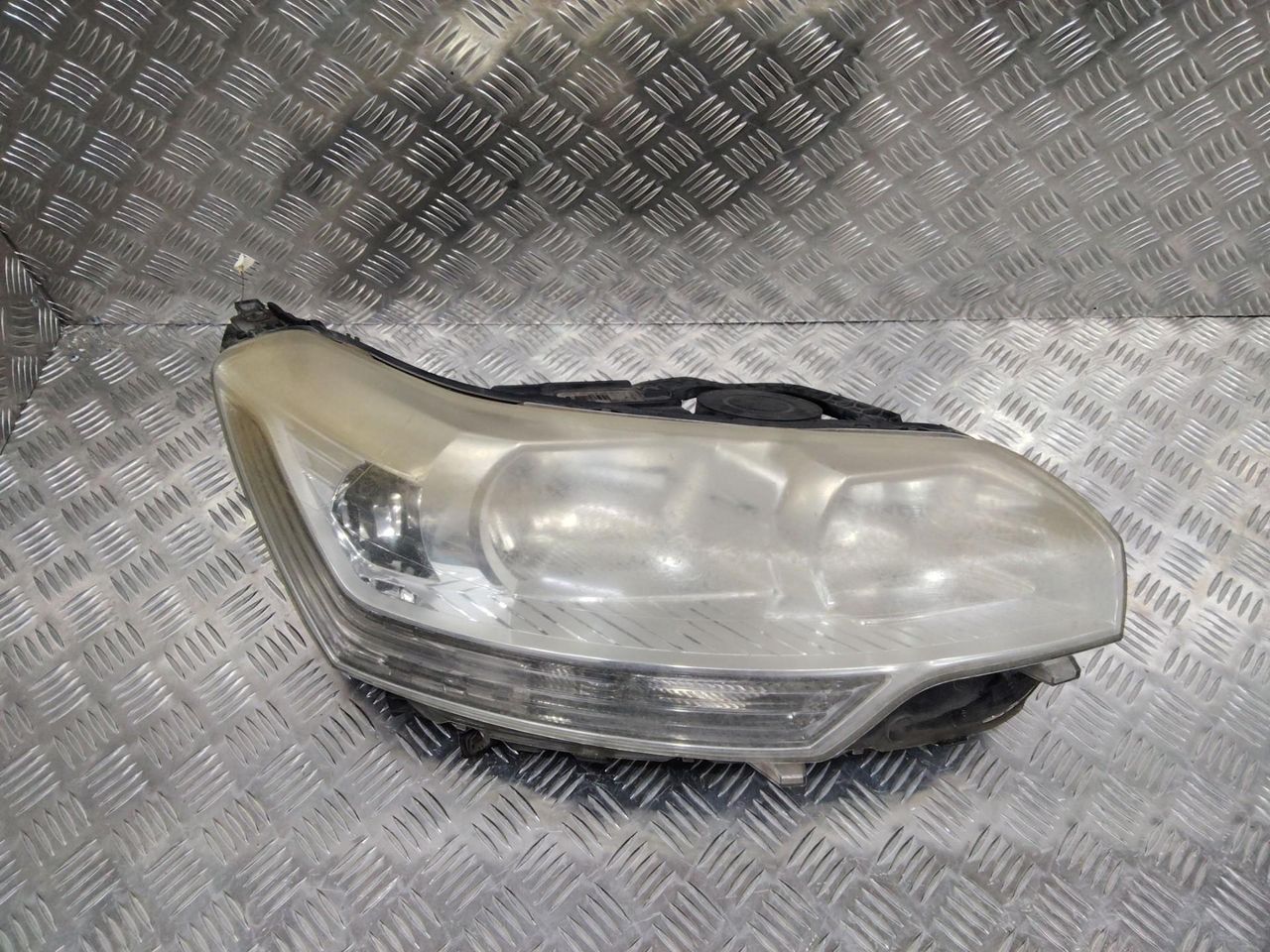 фара правая Citroen C5 2 поколение 2009, 9684845280