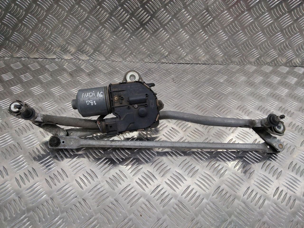 механизм стеклоочистителя (трапеция дворников) Audi A6 4F/C6 2007, 4F1955023J, 4F1955119C