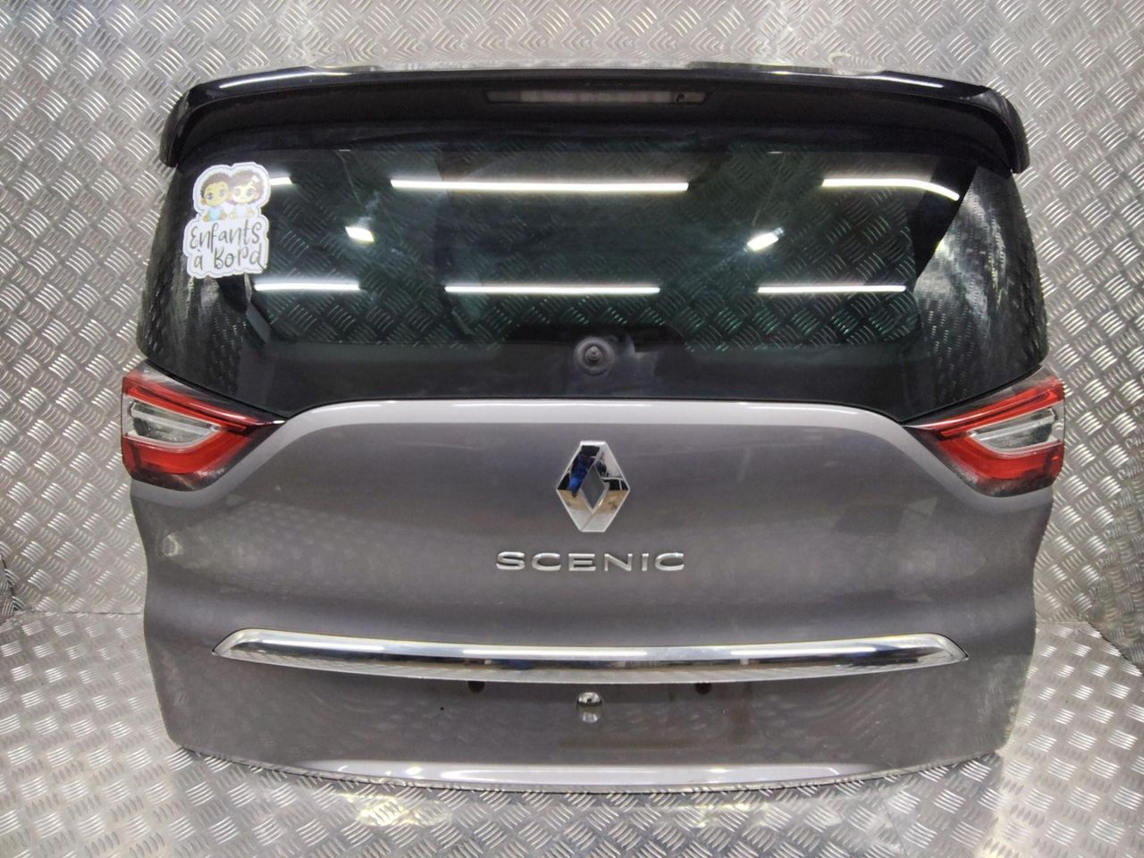 крышка багажника (дверь 3-5) Renault Grand Scenic 4 поколение 2017