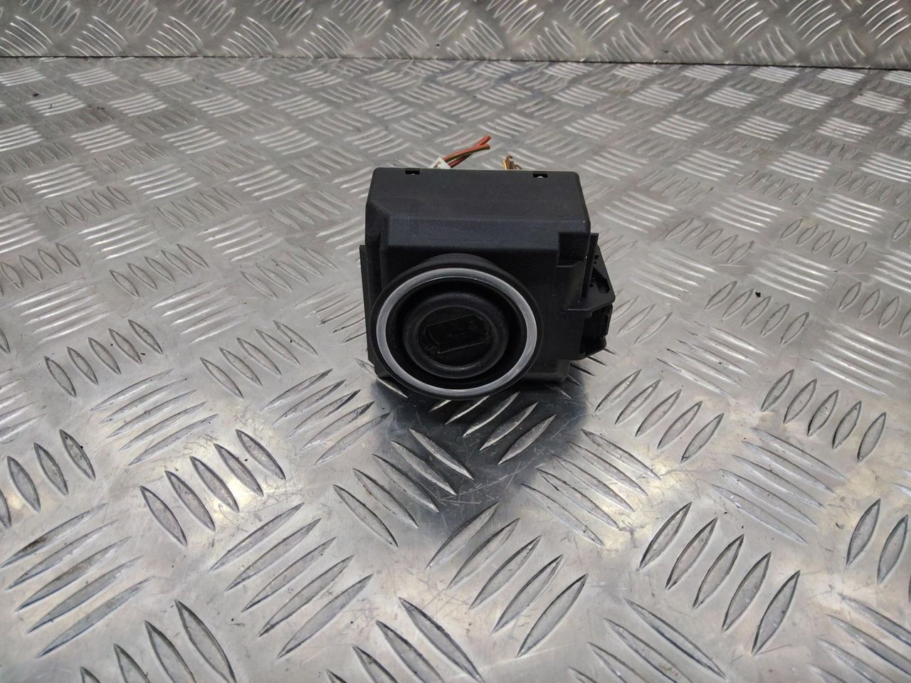 замок зажигания Mercedes-Benz E-Класс W212/S212/C207/A207 2011, A2129055600