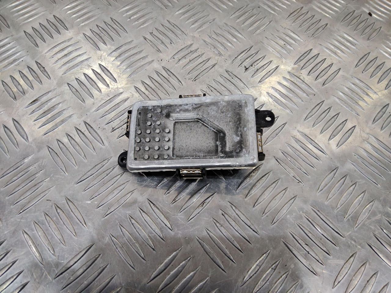 сопротивление печки Mercedes-Benz E-Класс W212/S212/C207/A207 2011, A2128702110