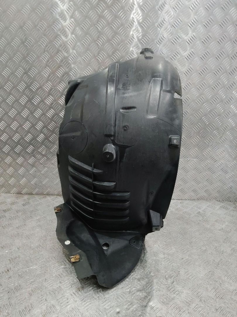 защита арок передняя левая (подкрылок) Mercedes-Benz E-Класс W212/S212/C207/A207 2011, A2126904330