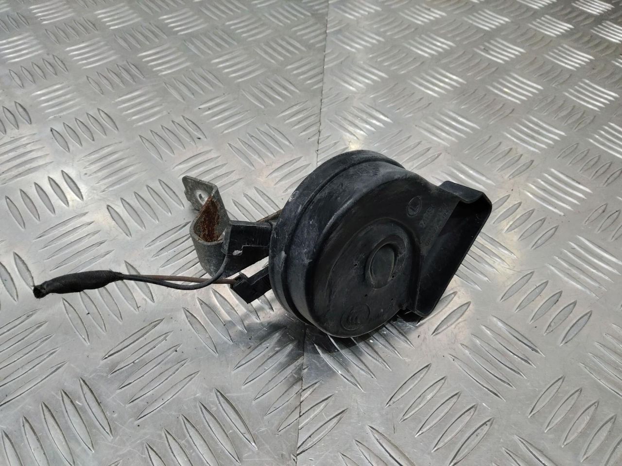 сигнал (клаксон) Mercedes-Benz E-Класс W212/S212/C207/A207 2011, A0065423320