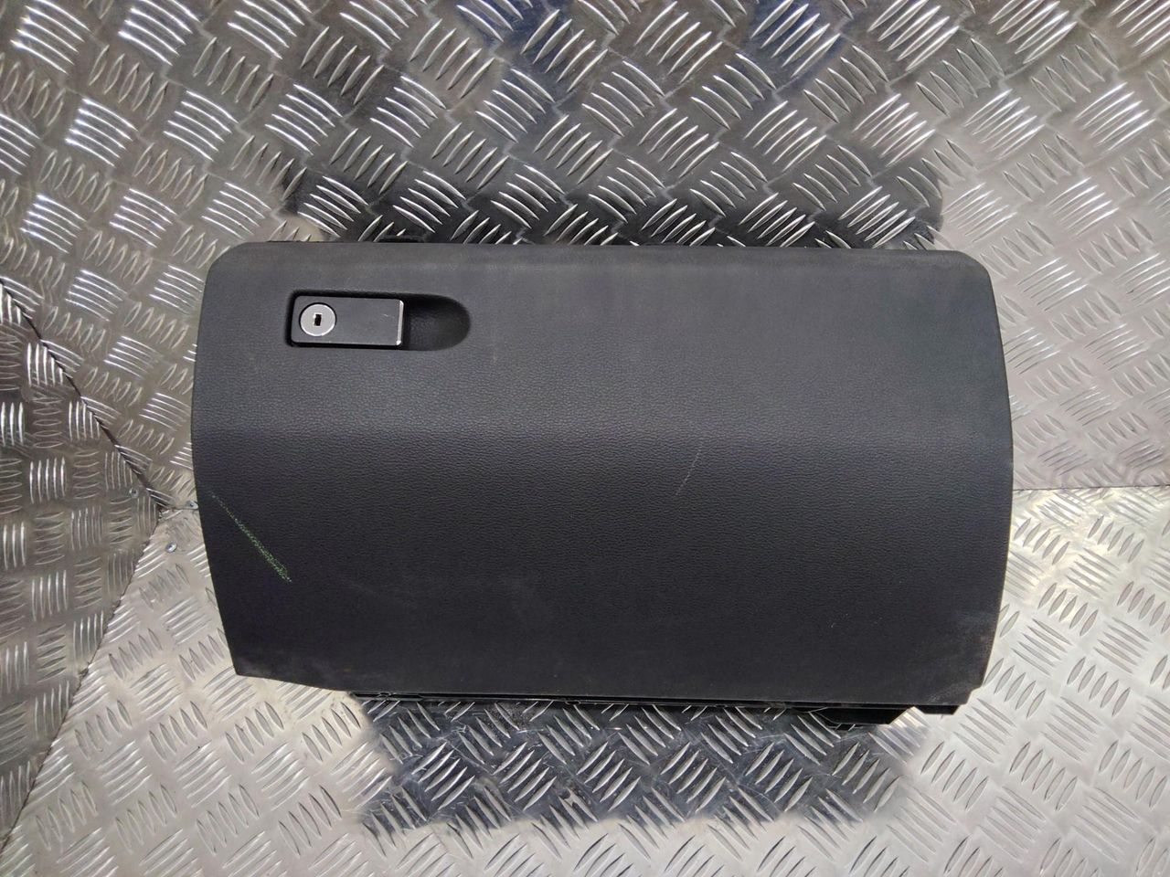 бардачок Mercedes-Benz E-Класс W212/S212/C207/A207 2011, A2126800091, A2126800291