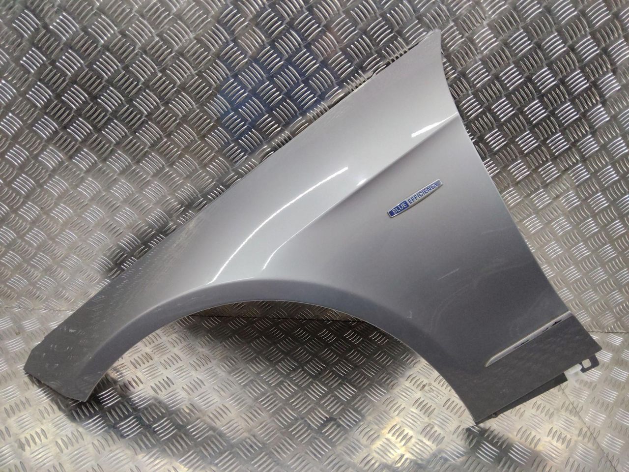 крыло переднее левое Mercedes-Benz E-Класс W212/S212/C207/A207 2011, A2128810101