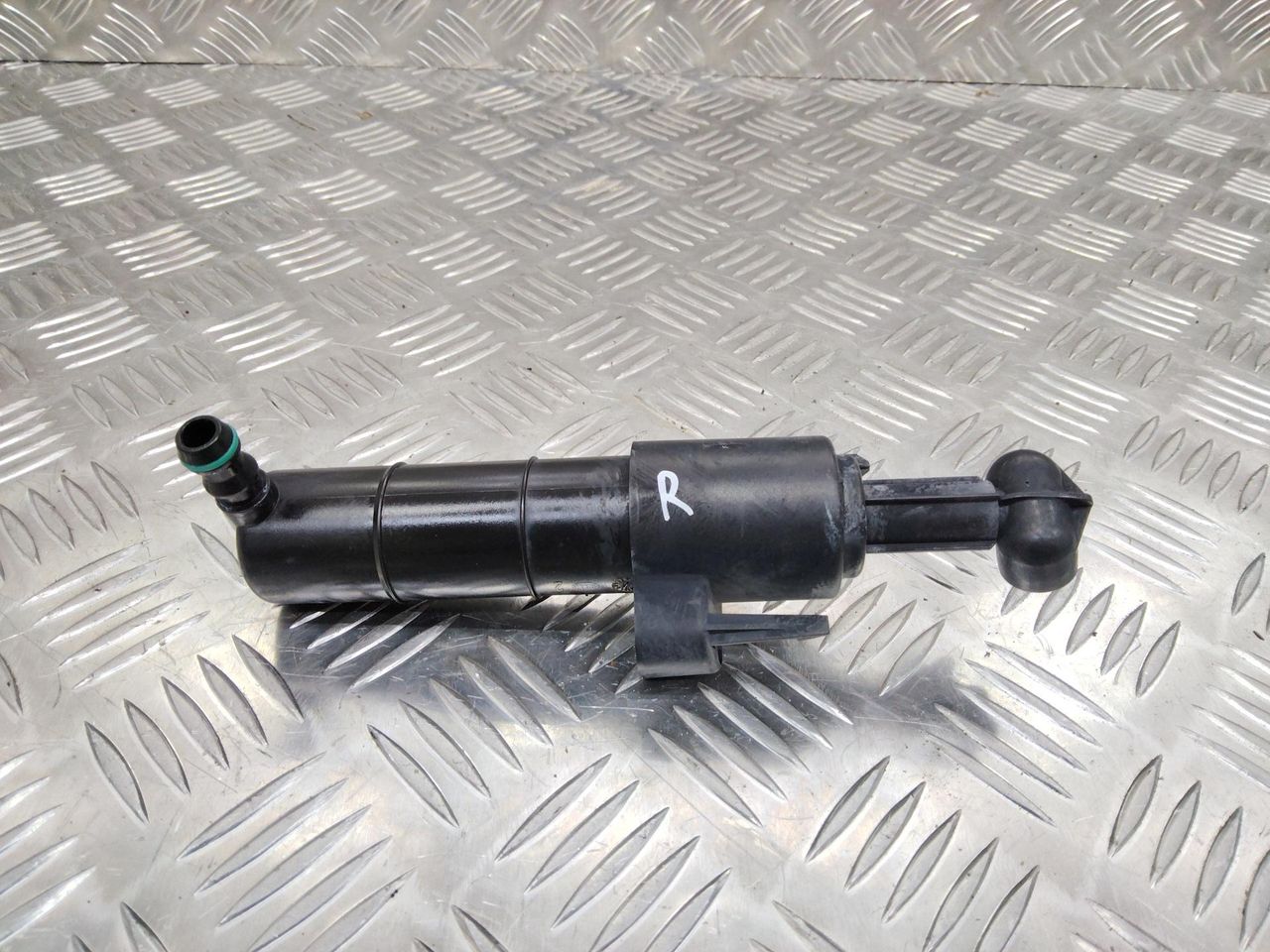 форсунка омывателя фары правая Mercedes-Benz E-Класс W212/S212/C207/A207 2011, A2128600047